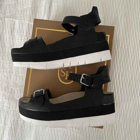 NWT ASH Women's Vera Flatform Leather Sandals. Size 40 - Picture 6 of 10